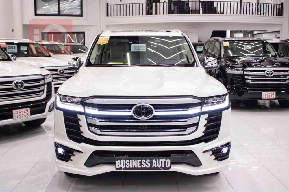 تۆیۆتا لاند کروزەر